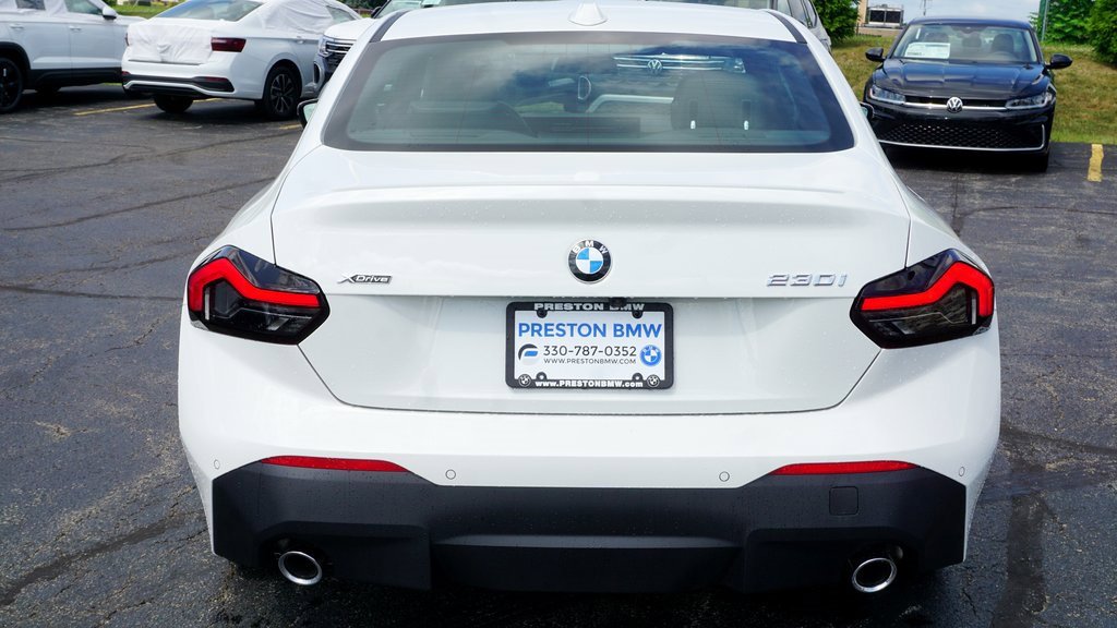 New 2025 BMW 230i xDrive Coupe w/ Convenience Package image 4
