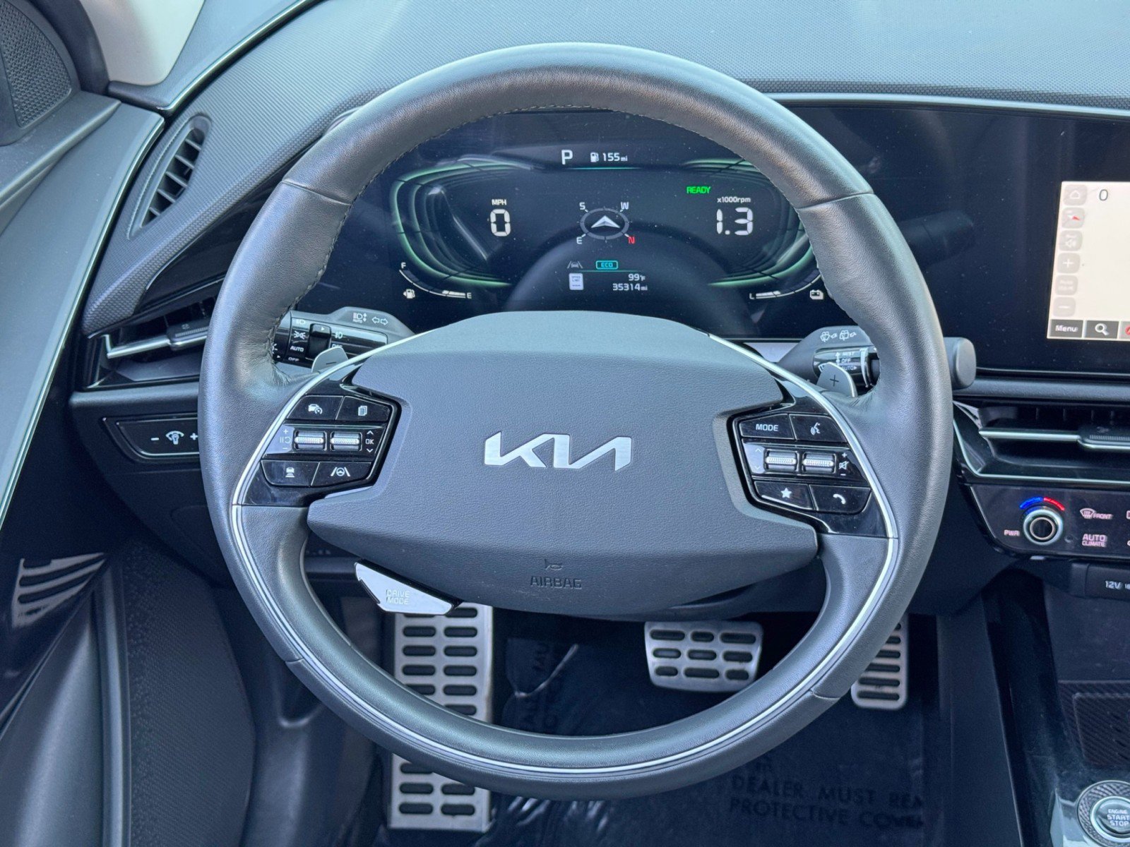 Used 2023 Kia Niro SX Touring image 19