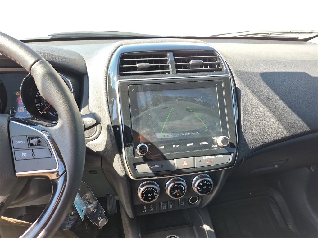 Used 2025 Mitsubishi Outlander Sport LE image 46