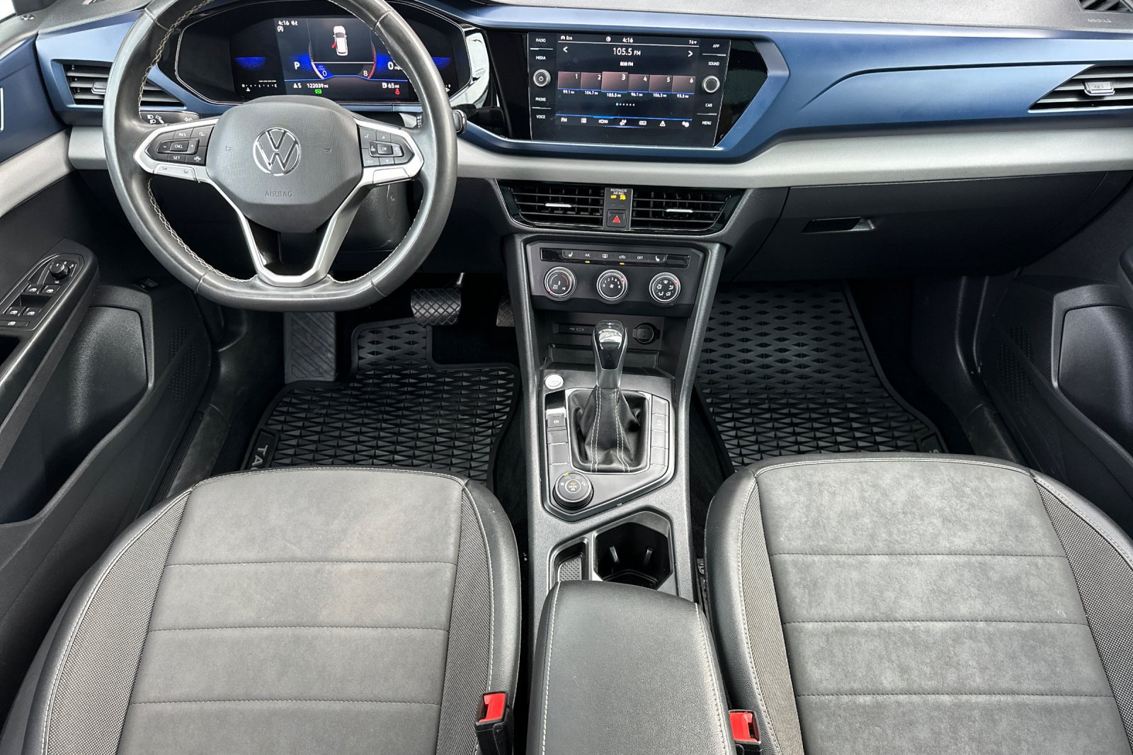 Used 2022 Volkswagen Taos SE FWD image 14