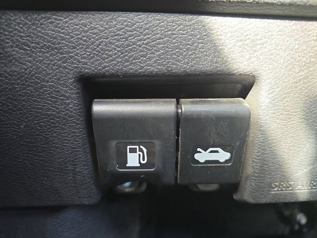 Certified 2025 Nissan Versa S w/ Trunk Package image 30