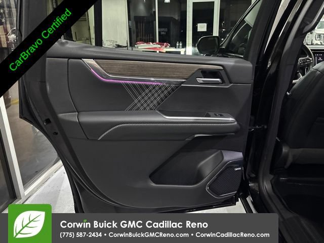 Certified 2026 GMC Acadia Denali w/ Super Cruise Package AWD/4WD image 32