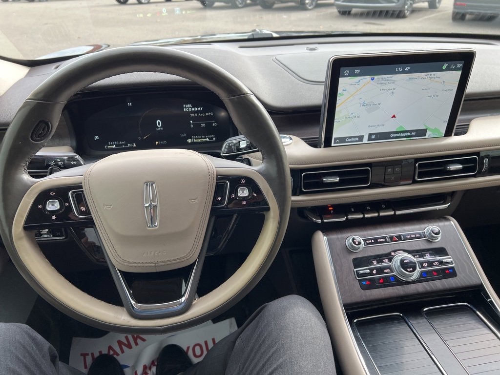 Certified 2022 Lincoln Aviator Reserve w/ Equipment Group 201A image 13
