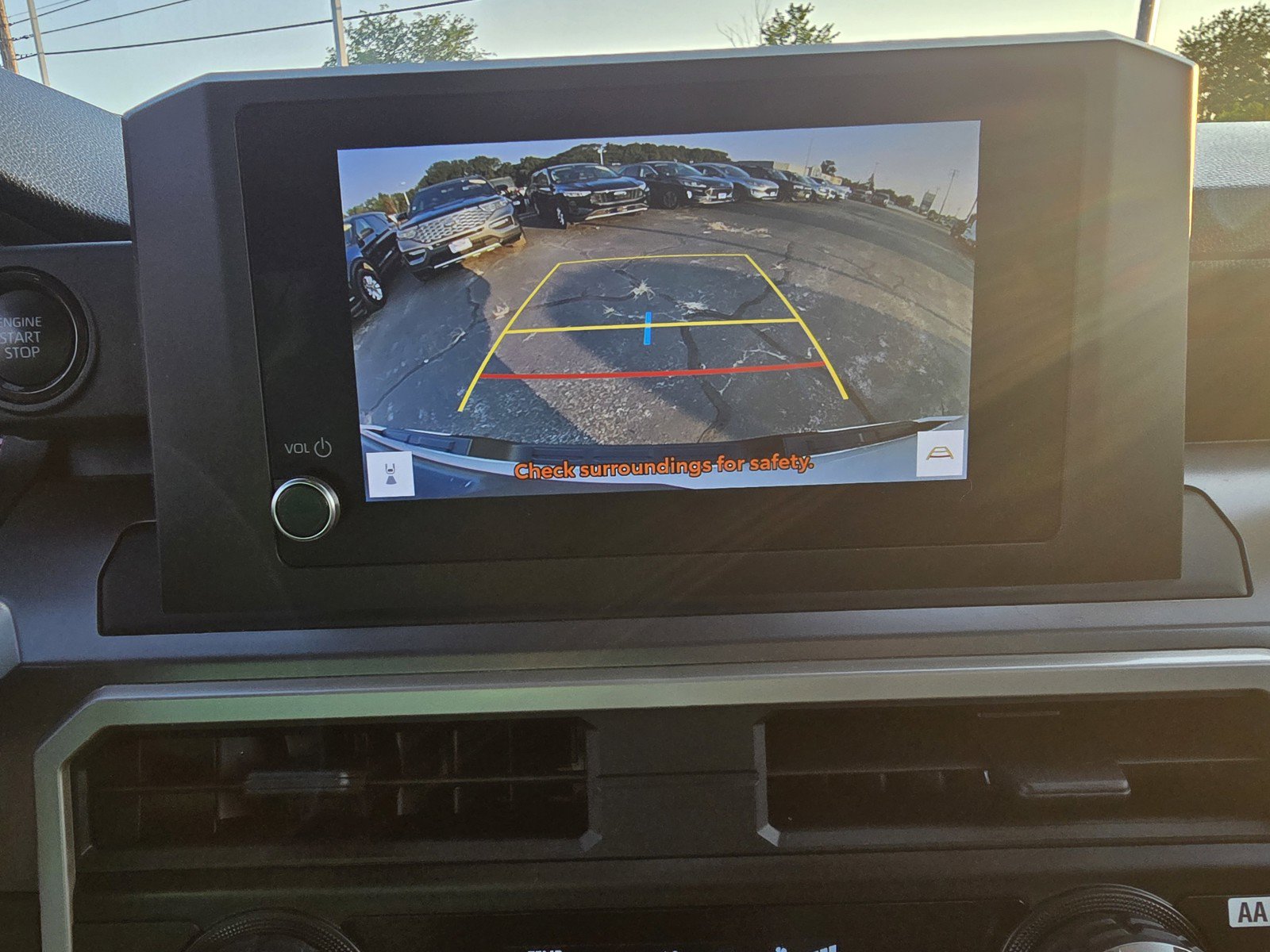 Used 2024 Toyota Tacoma SR5 AWD/4WD image 21