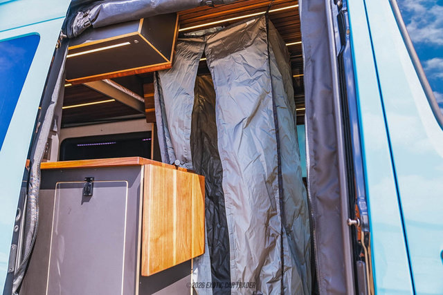 Used 2024 Mercedes-Benz Sprinter 2500 w/ Parking Package image 42