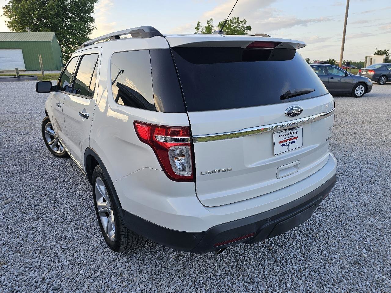 Used 2015 Ford Explorer Limited w/ Equipment Group 302A FWD image 7
