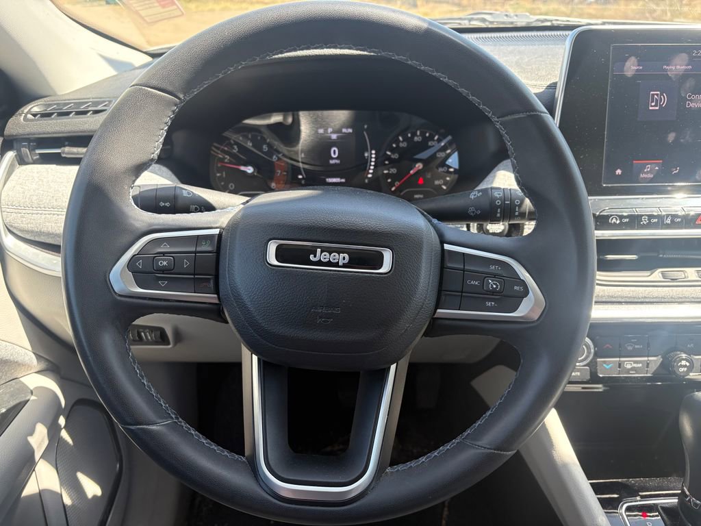 Used 2022 Jeep Compass Latitude AWD/4WD image 23