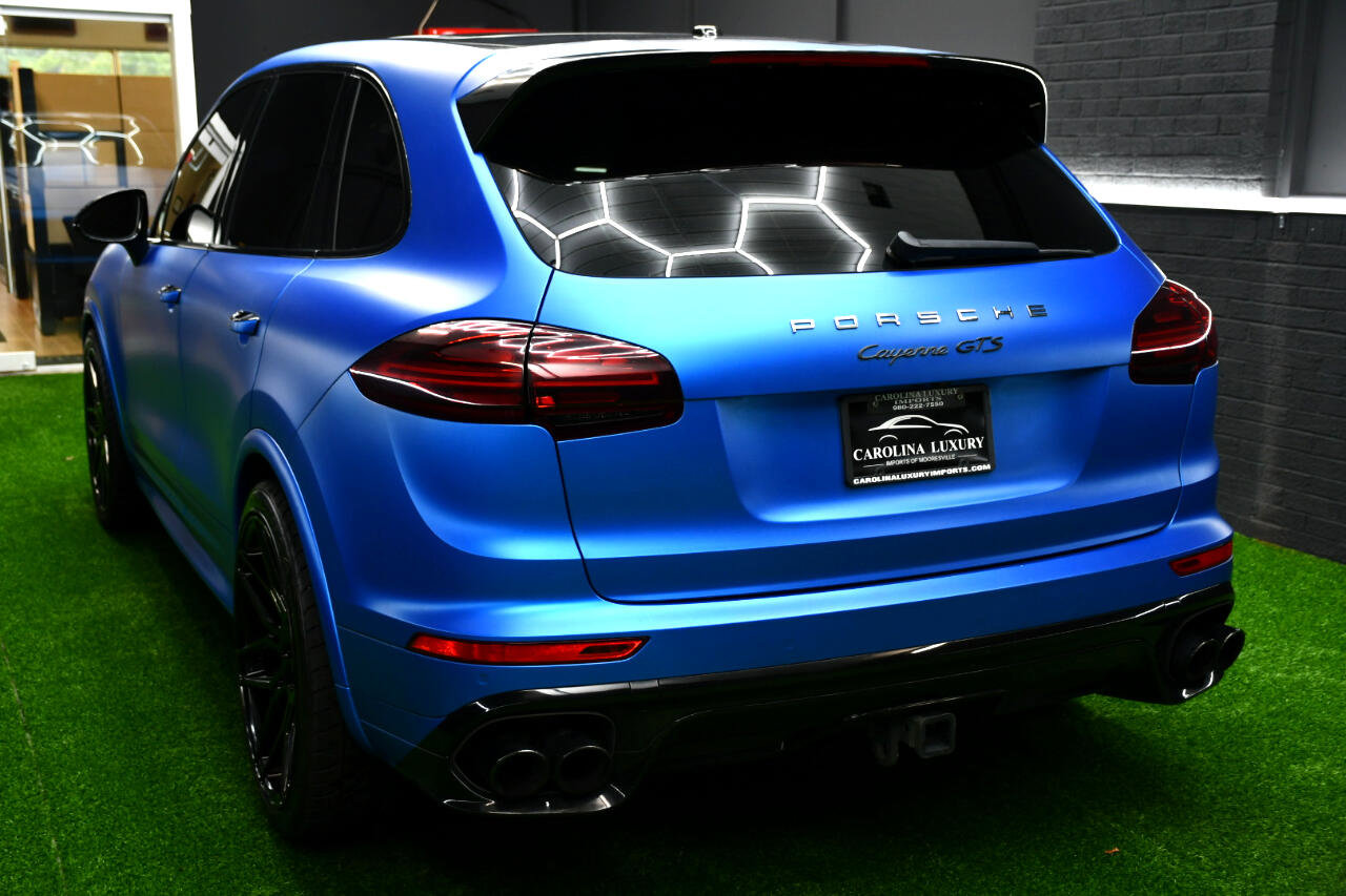 Used 2017 Porsche Cayenne GTS image 3