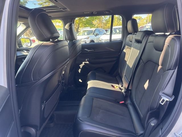 Used 2024 Jeep Grand Cherokee Altitude image 20