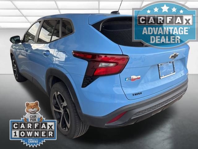 Used 2024 Chevrolet Trax RS w/ Sunroof Package FWD image 5