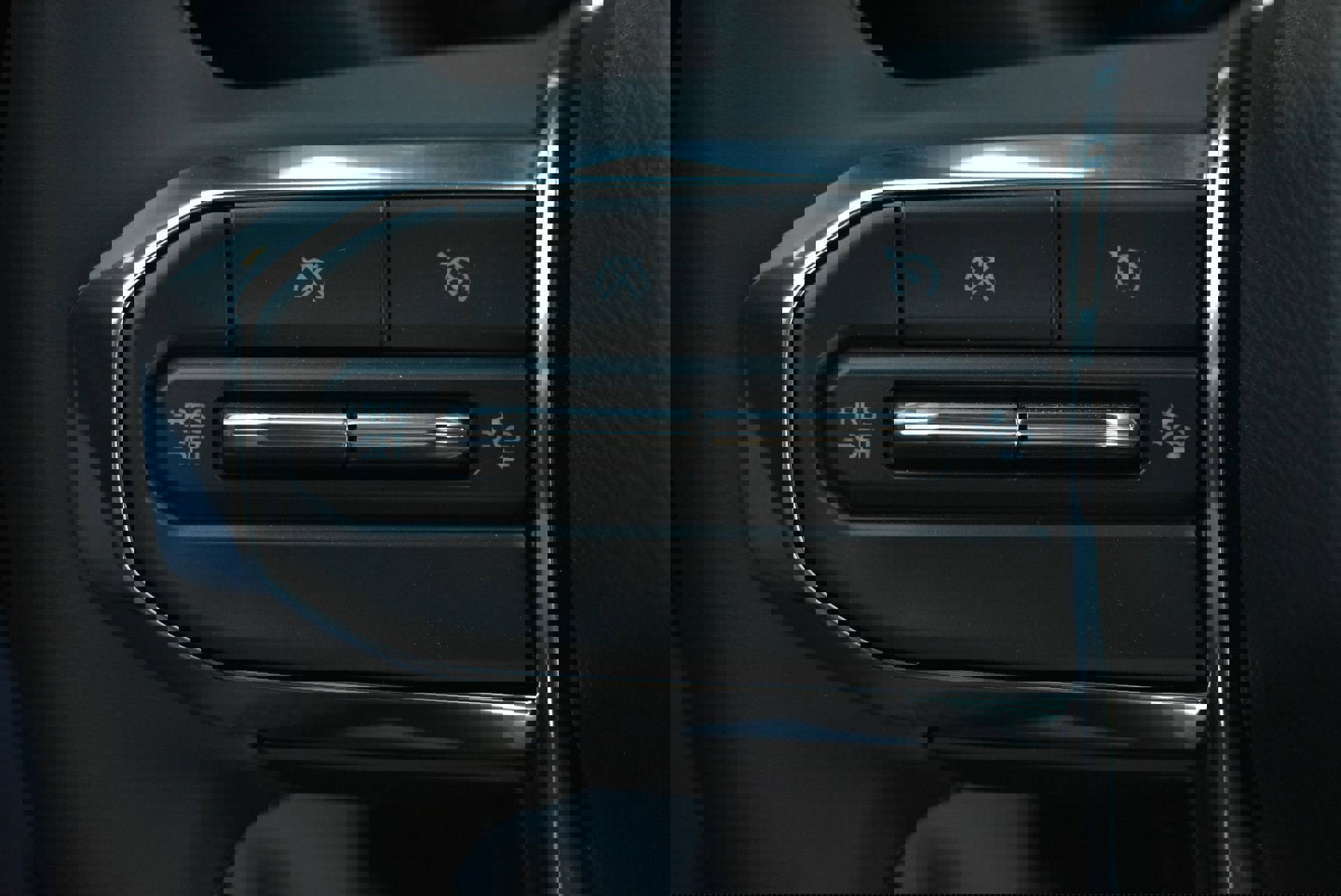 New 2026 GMC Canyon Elevation w/ Convenience Package image 18