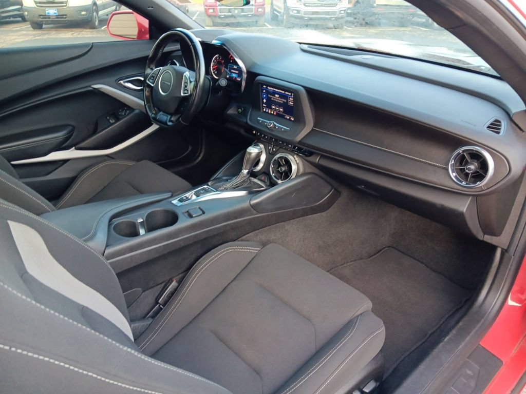 Used 2021 Chevrolet Camaro LT RWD image 27