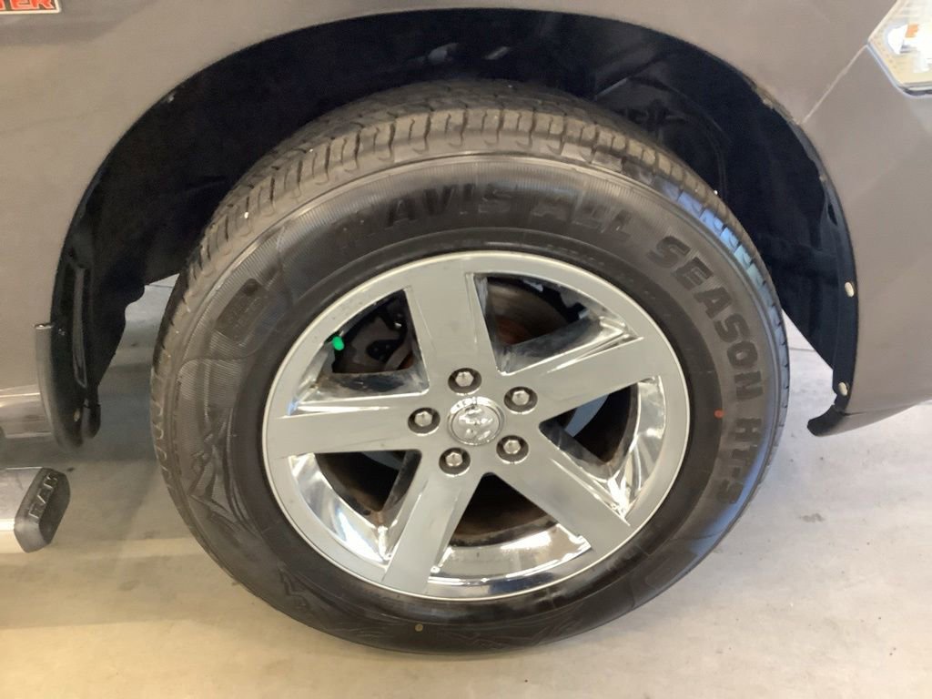 Used 2015 RAM 1500 Express AWD/4WD image 22