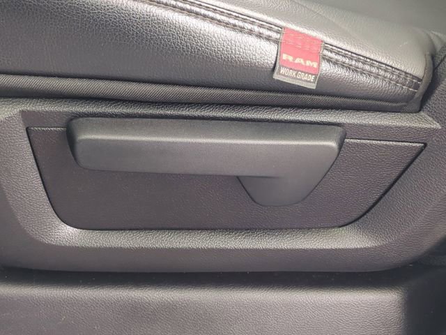 Used 2022 RAM 5500 Tradesman w/ Chrome Appearance Group image 21