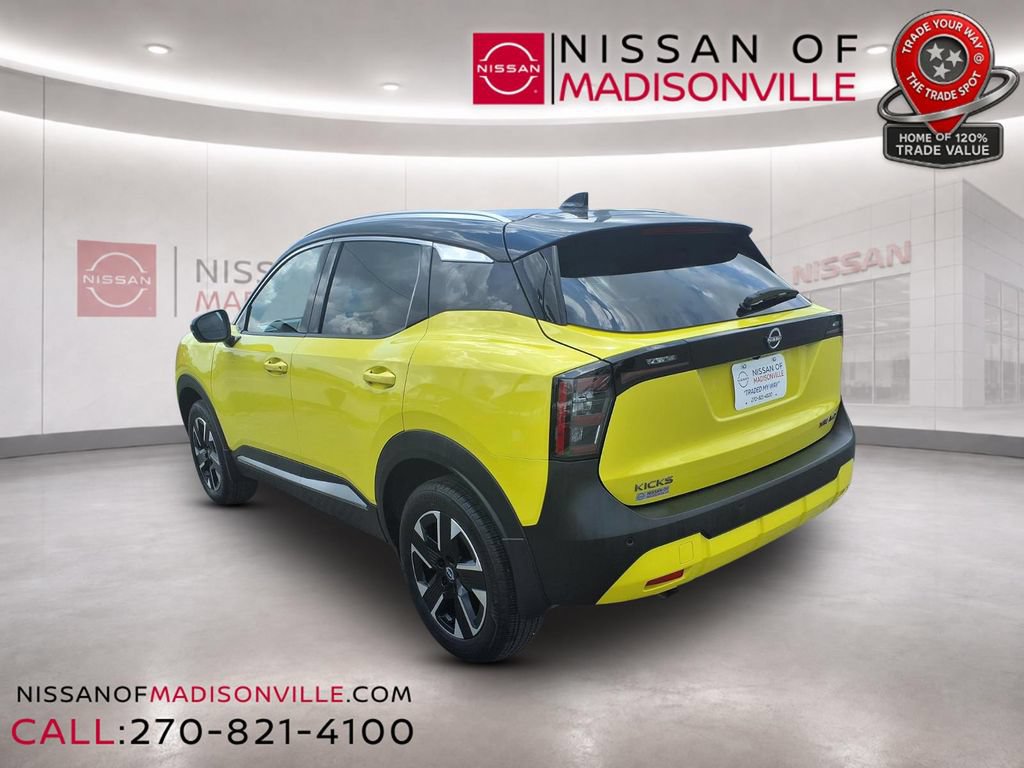 Used 2026 Nissan Kicks SR w/ Cold Weather Package AWD/4WD image 3