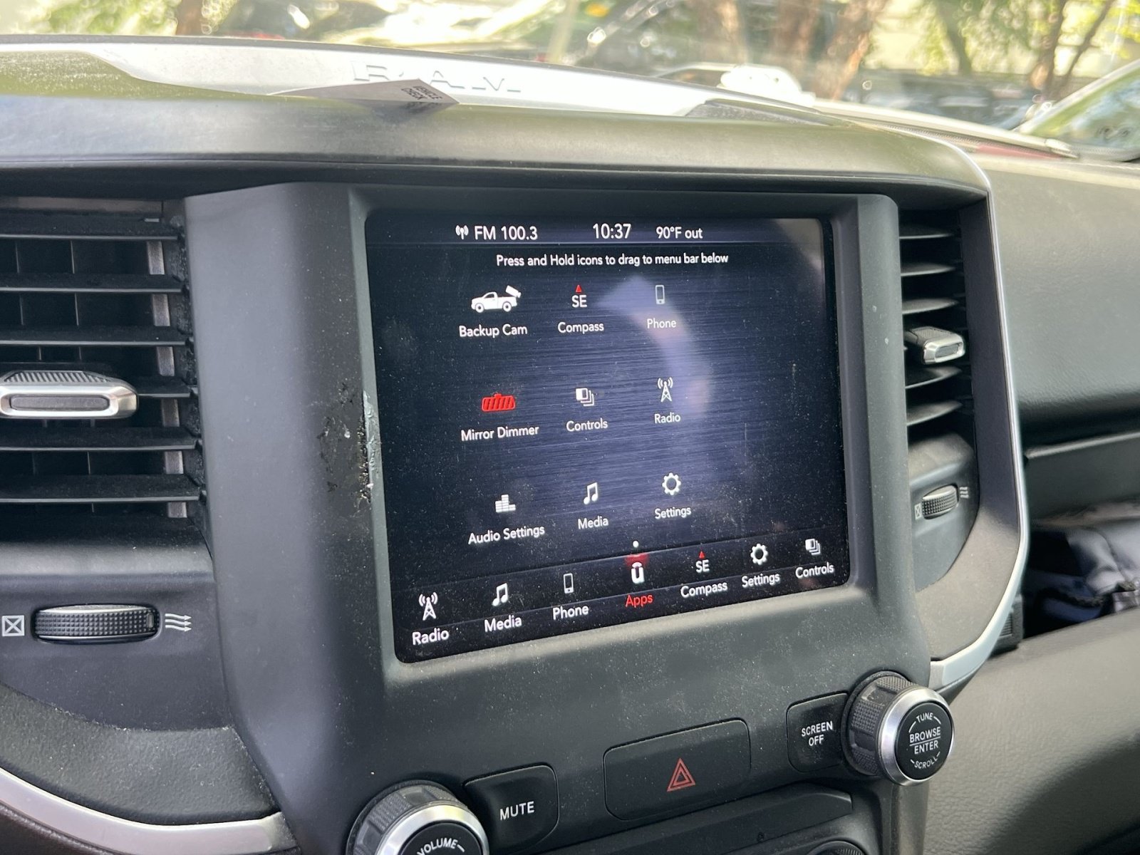 Used 2021 RAM 1500 4x4 Crew Cab image 18