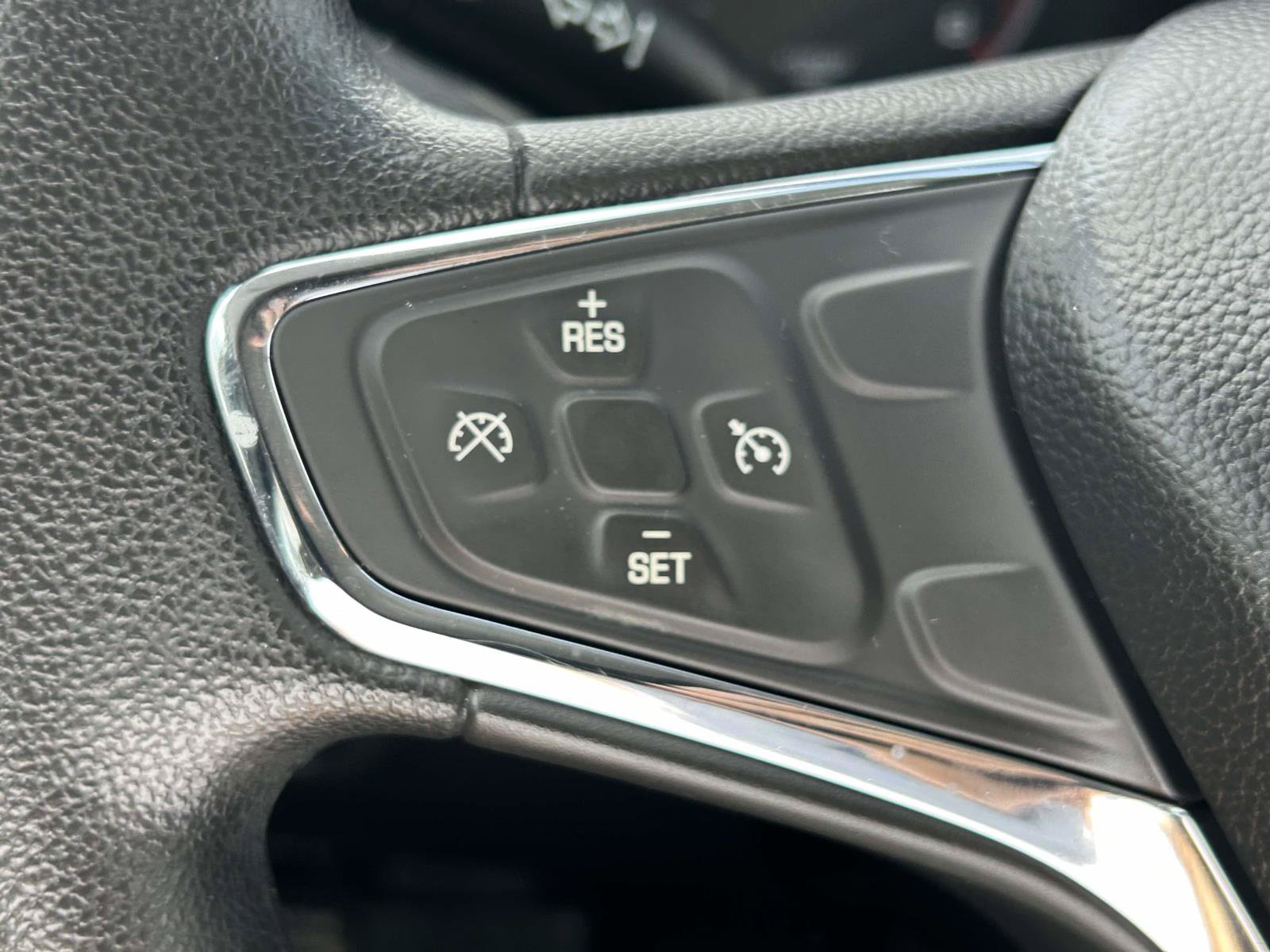Used 2019 Chevrolet Cruze LS w/ LS Convenience Package FWD image 20