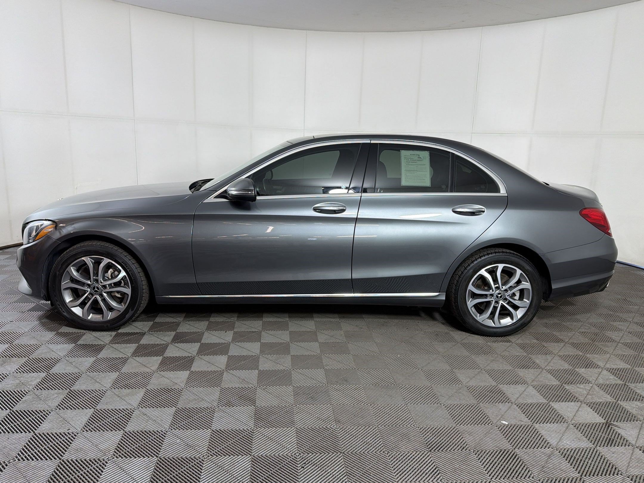 Used 2018 Mercedes-Benz C 300 4MATIC Sedan image 2