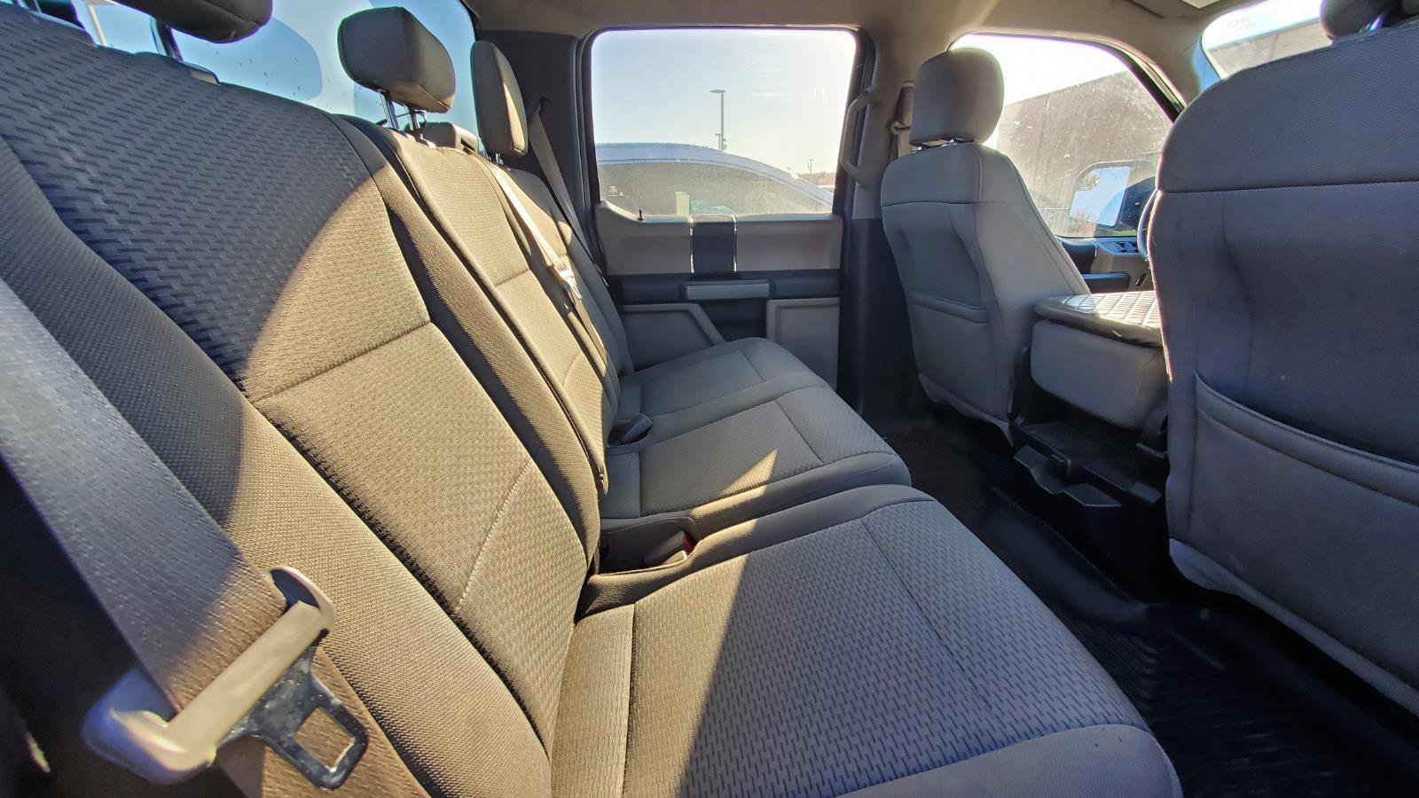 Used 2017 Ford F150 XLT image 6