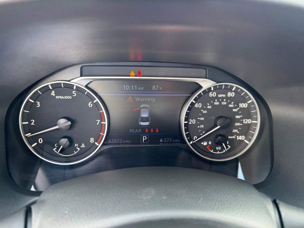 Used 2025 Nissan Altima 2.5 SV FWD image 23