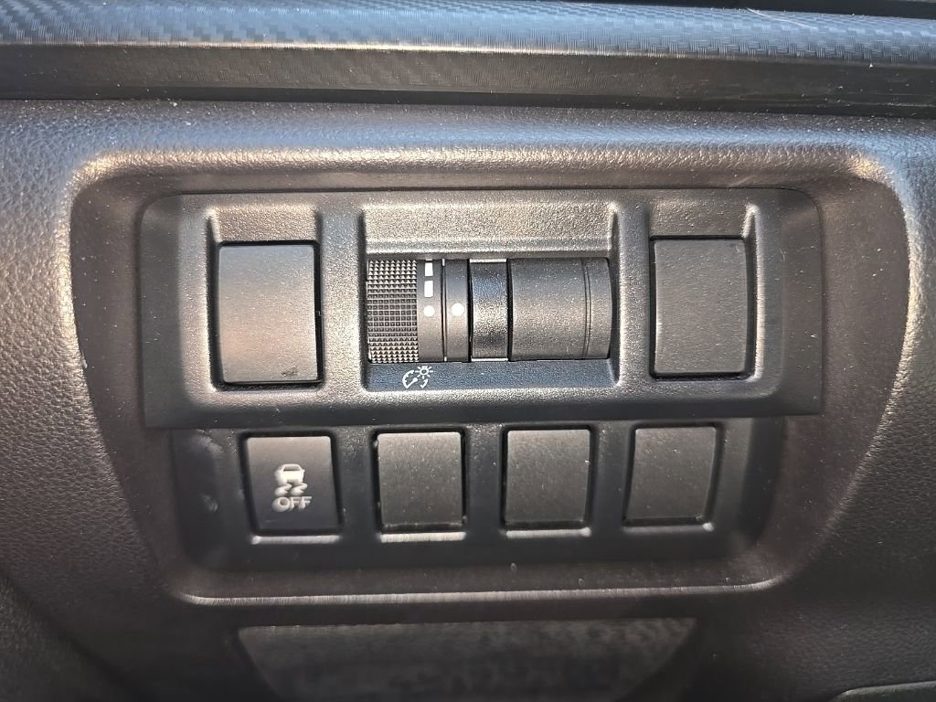 Used 2017 Subaru Impreza 2.0i Premium image 22