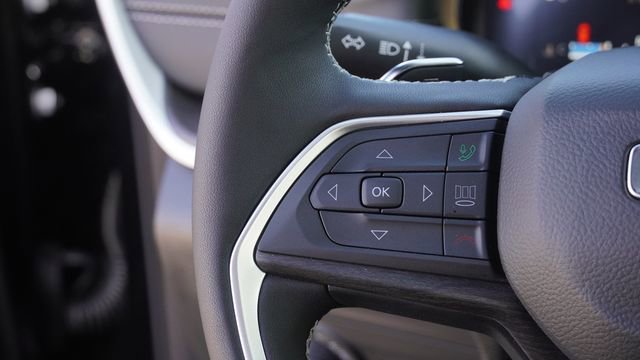 New 2026 Jeep Grand Cherokee Altitude RWD image 27