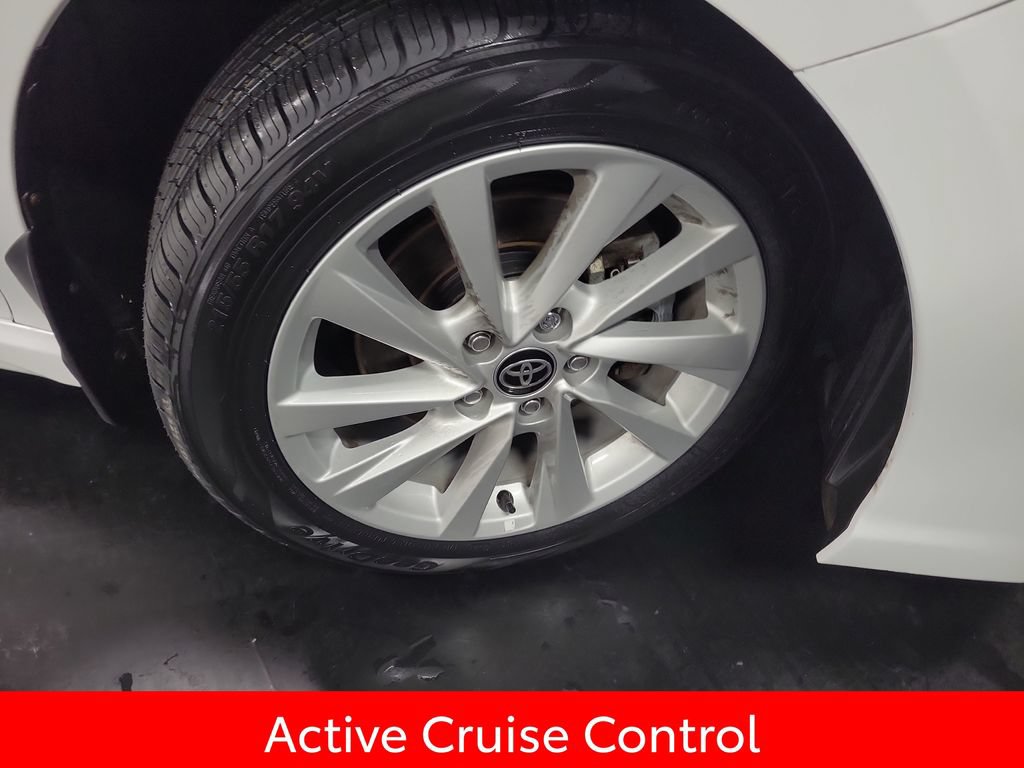 Used 2024 Toyota Camry SE FWD image 10