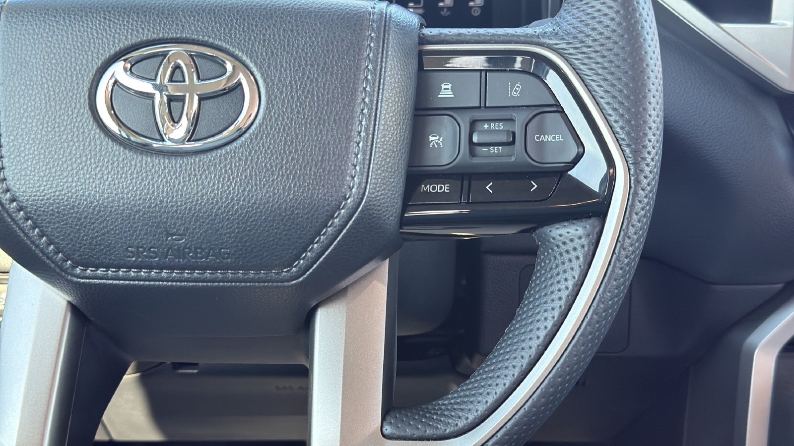 Used 2024 Toyota Sequoia Limited AWD/4WD image 15