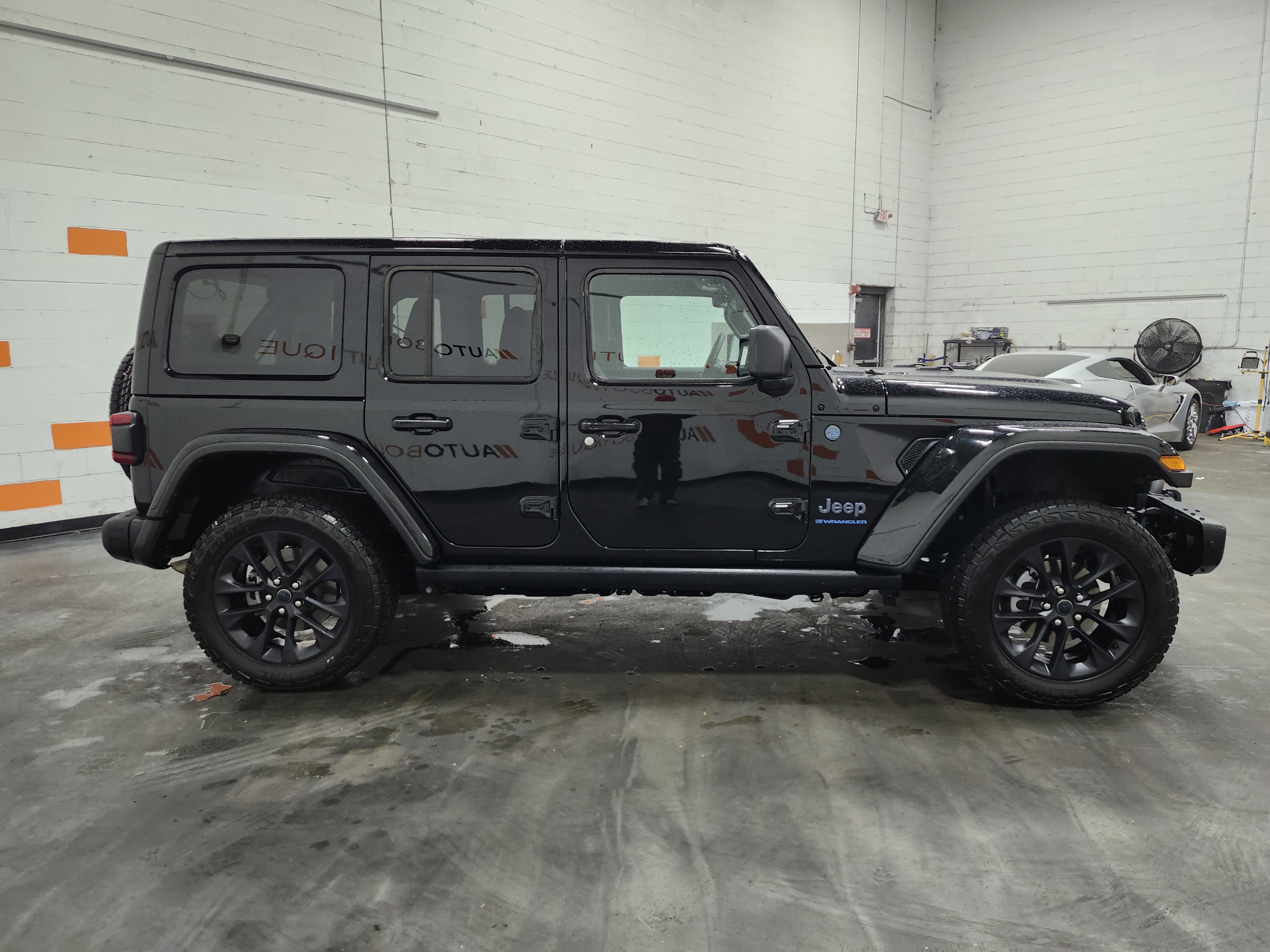 Used 2025 Jeep Wrangler Backcountry image 19