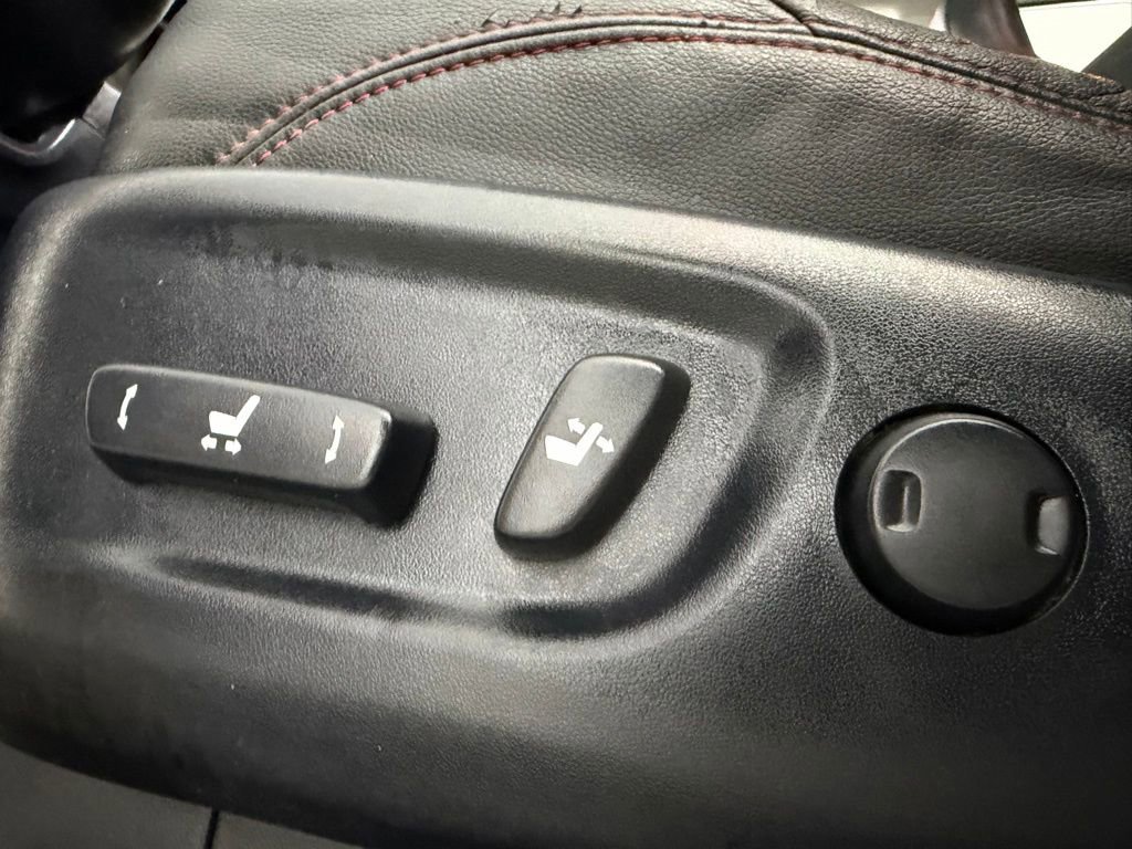 Used 2019 Toyota 4Runner TRD Off-Road Premium AWD/4WD image 24