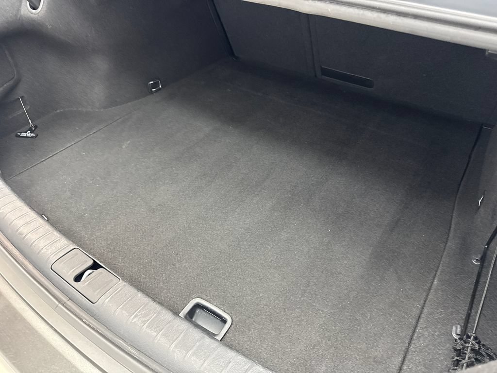 Used 2025 Genesis G70 2.5T RWD image 78