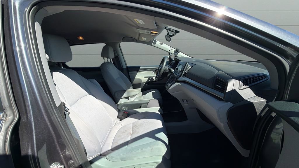 Used 2018 Honda Odyssey LX image 14