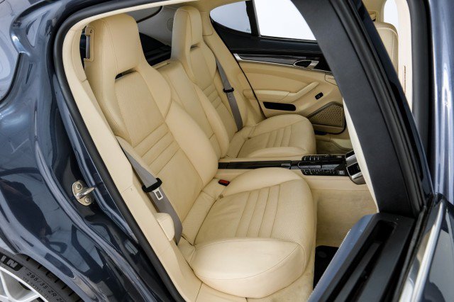 Used 2010 Porsche Panamera Turbo AWD/4WD image 37