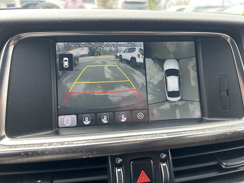 Used 2018 Kia Optima SX w/ Technology Package FWD image 15