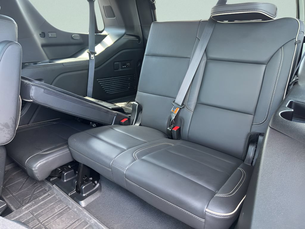 Used 2023 Chevrolet Tahoe Premier w/ Premium Package 2 AWD/4WD image 14
