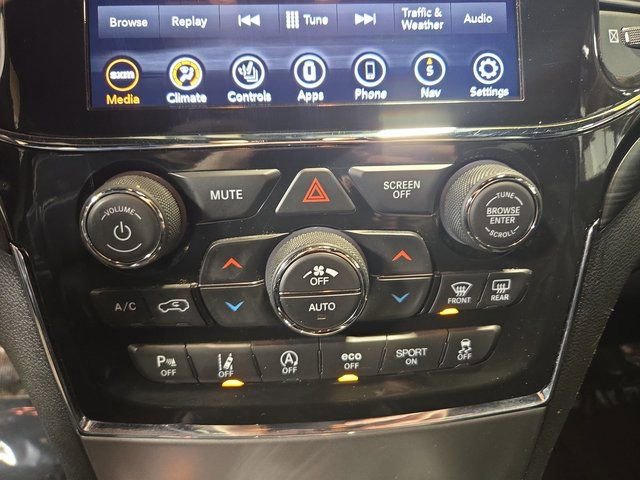 Used 2021 Jeep Grand Cherokee Laredo X image 24