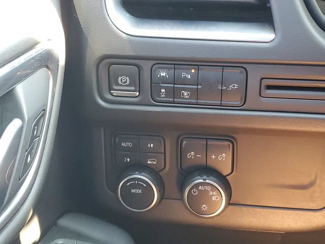 Certified 2022 Chevrolet Tahoe RST w/ Luxury Package AWD/4WD image 19
