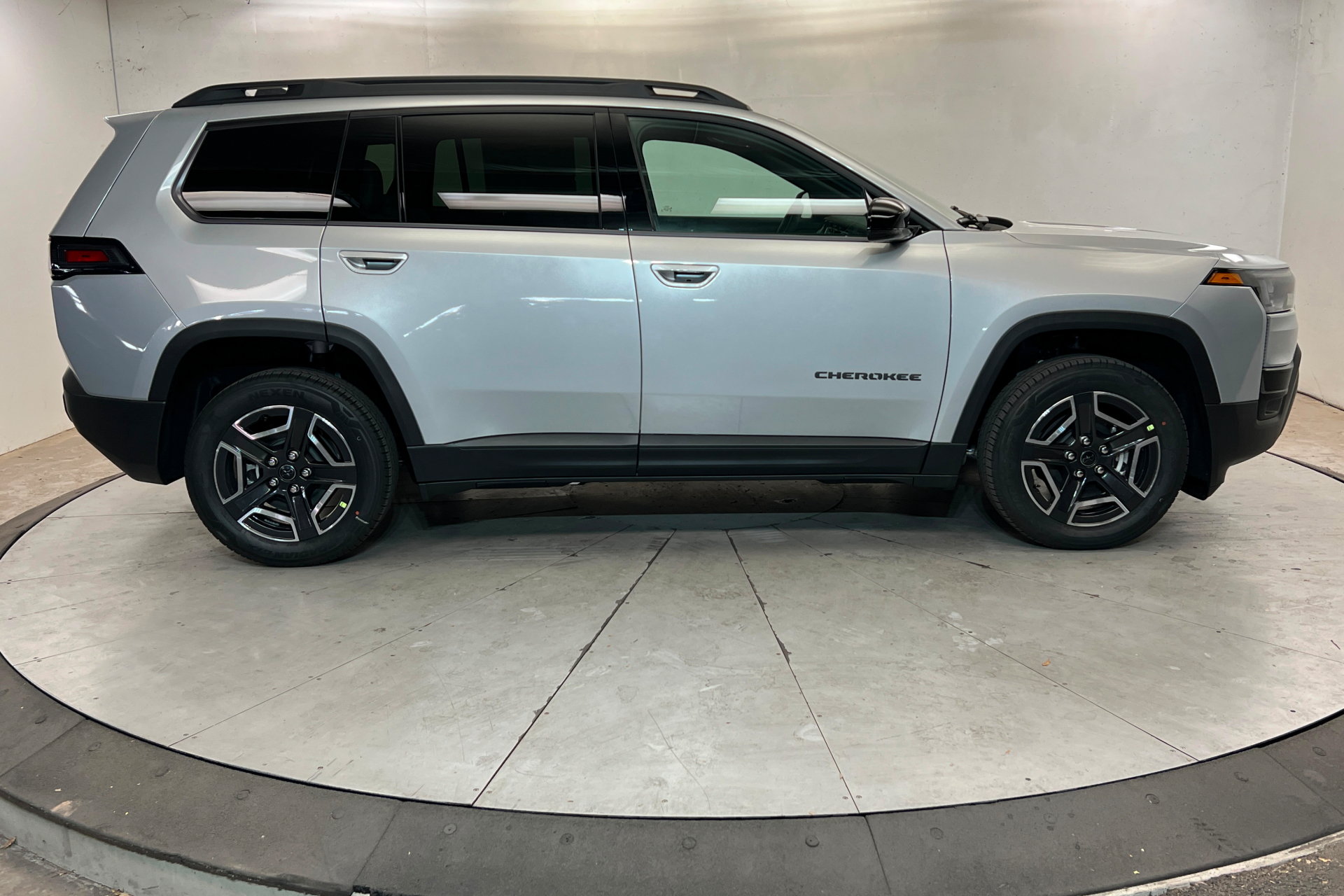 New 2026 Jeep Cherokee Limited AWD/4WD image 6