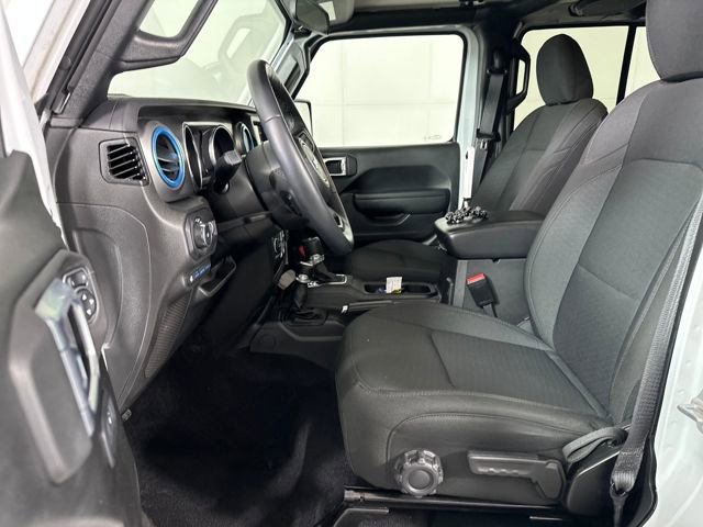 Used 2023 Jeep Wrangler Unlimited w/ Cold Weather Group image 11