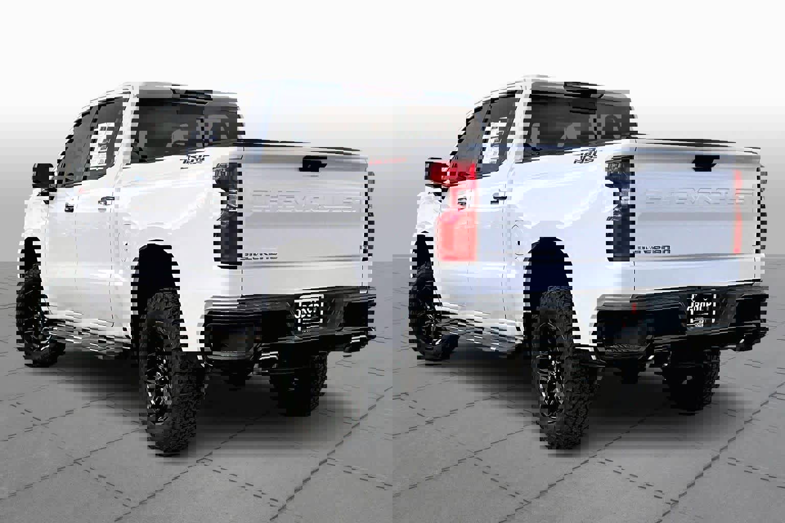 Used 2019 Chevrolet Silverado 1500 LT Trail Boss image 12