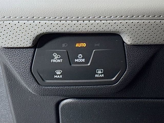 New 2026 Volkswagen Atlas Peak Edition image 10