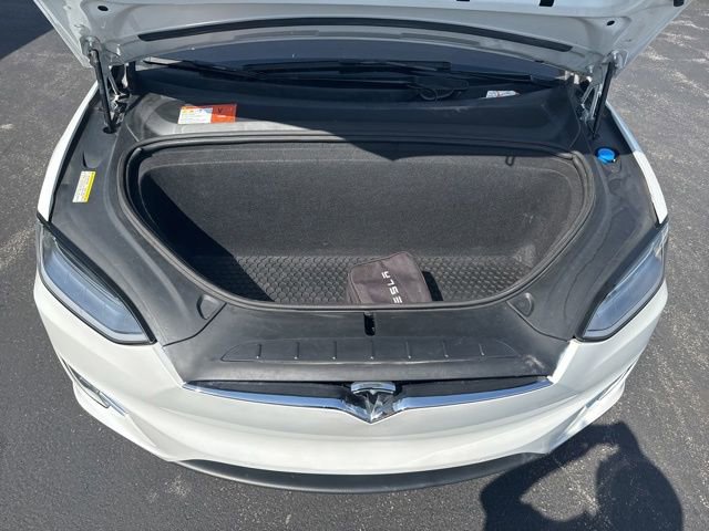 Used 2016 Tesla Model X 75D image 27
