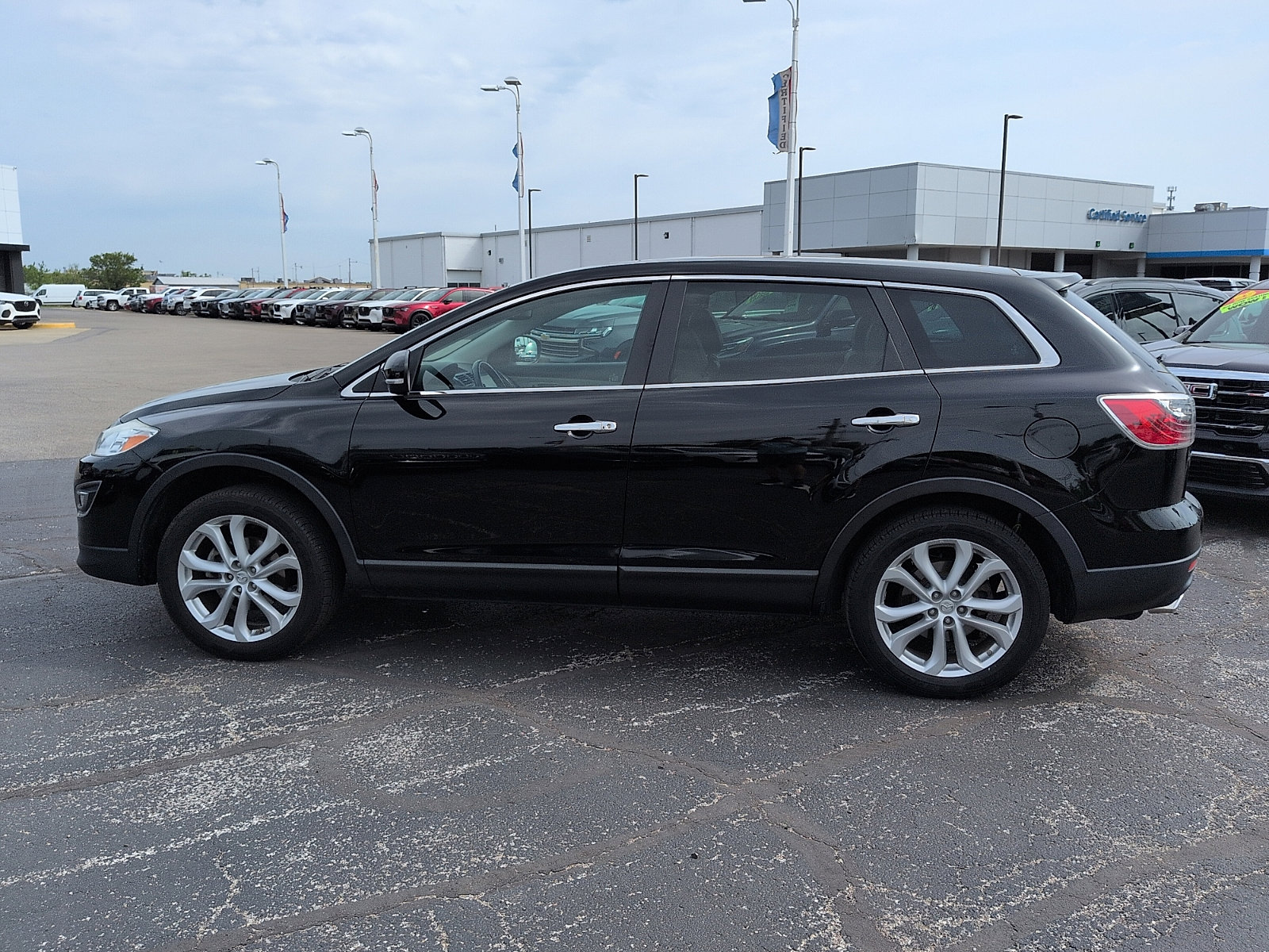 Used 2012 MAZDA CX-9 Grand Touring w/ Moonroof & Bose Audio Pkg FWD image 4
