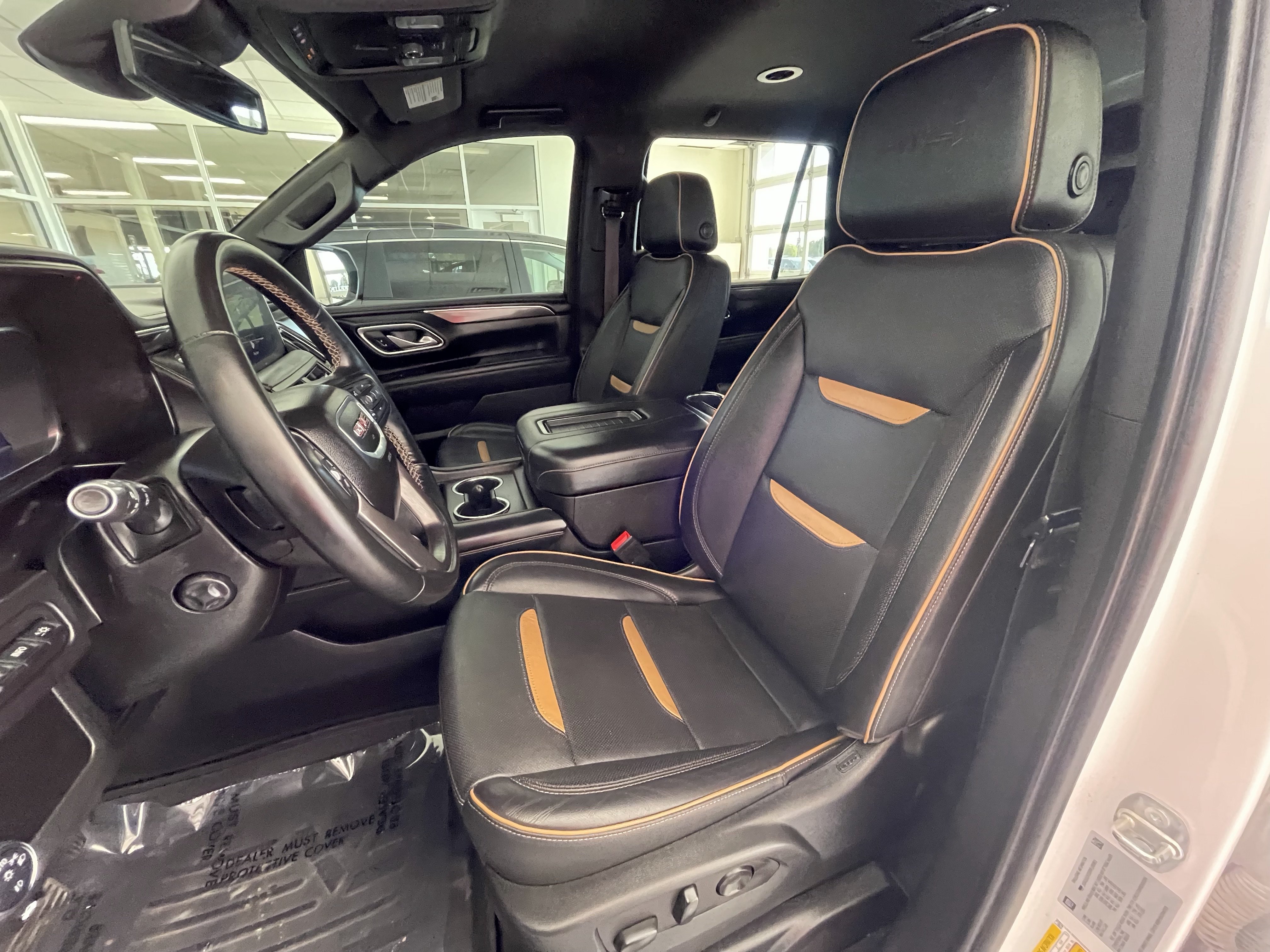 Certified 2024 GMC Yukon AT4 w/ Technology Package AWD/4WD image 13