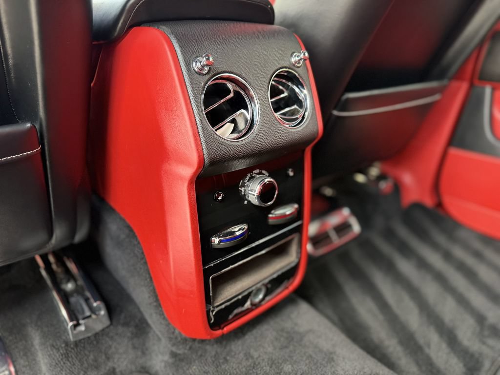 Used 2021 Rolls-Royce Cullinan AWD/4WD image 31