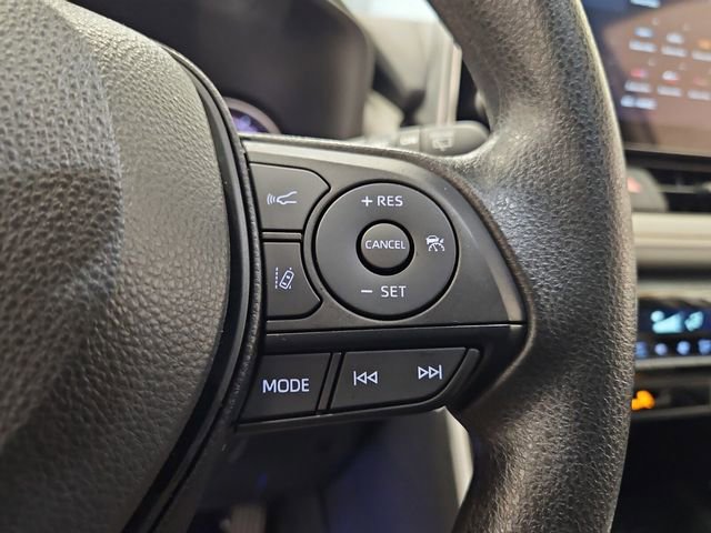 Used 2023 Toyota RAV4 XLE image 26