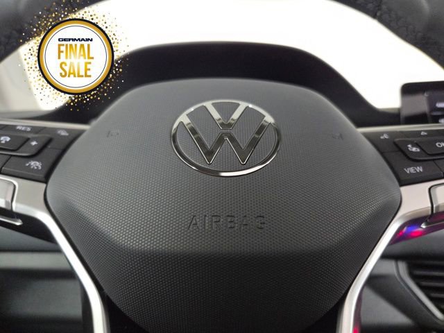Used 2025 Volkswagen Jetta SE w/ Sunroof Package image 21
