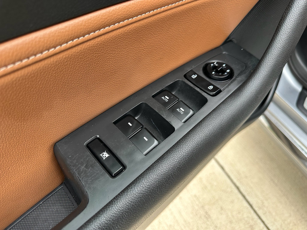 Used 2015 Hyundai Sonata Limited w/ Option Group 06 image 10