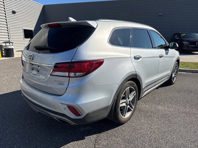 Used 2018 Hyundai Santa Fe Limited image 3