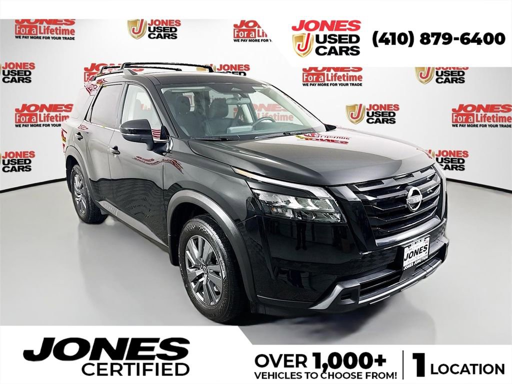 Certified 2024 Nissan Pathfinder SV w/ Black Appearance Package image 1